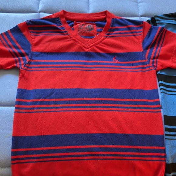 Bundle of Pacific Flyer short sleeve boys v-neck shirts - size 5. Great shape! - Picture 2 of 3